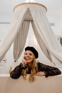 Haut chic noir en dentelle pour femme 