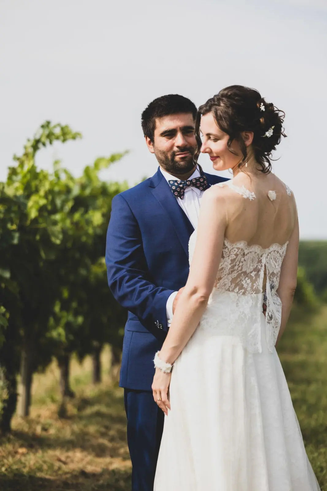 Robe de mariée sur mesure en dentelle de Calais