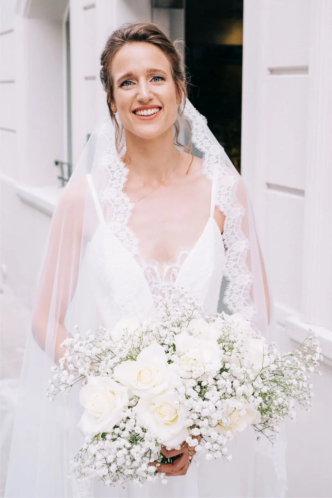 Long voile en dentelle de notre mariée 