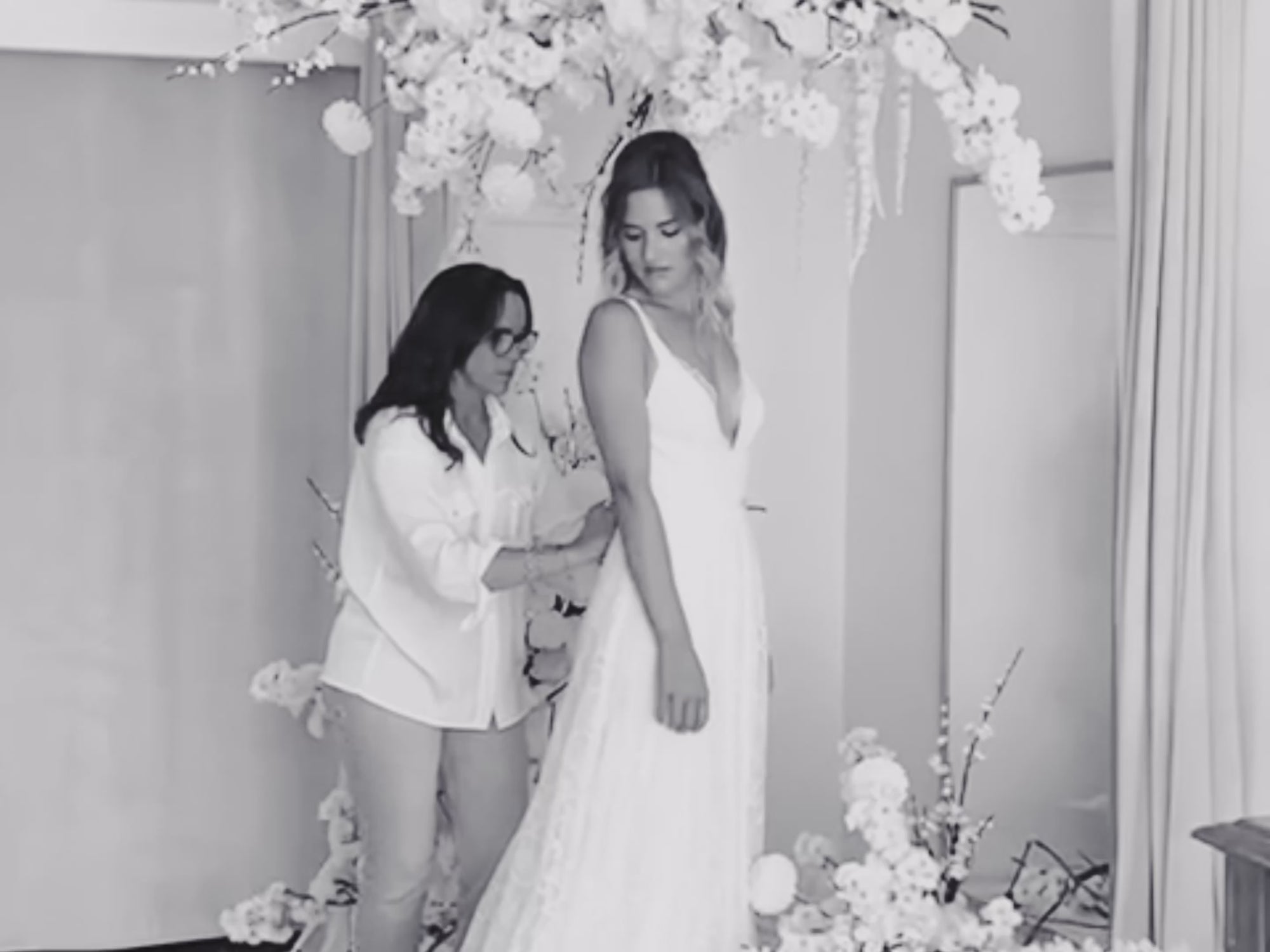 Boutique de mariage à Bordeaux, créatrice de robes de robes de mariée sur mesure 