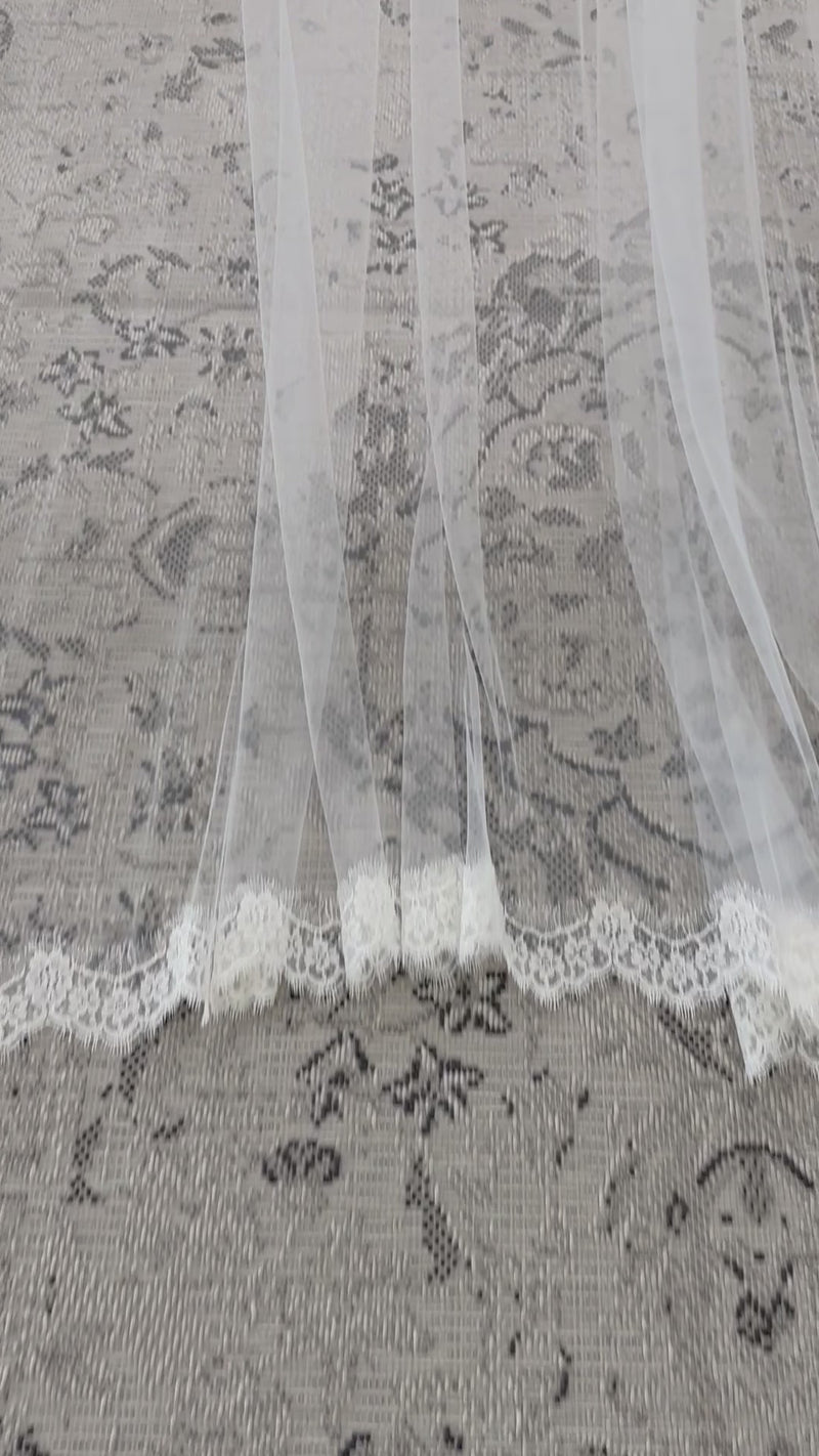 Long voile de mariée en dentelle de Calais