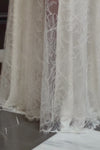 Robe de mariée haute couture en dentelle de Calais