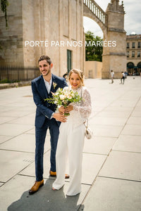 Notre mariée avec son ensemble de mariage 