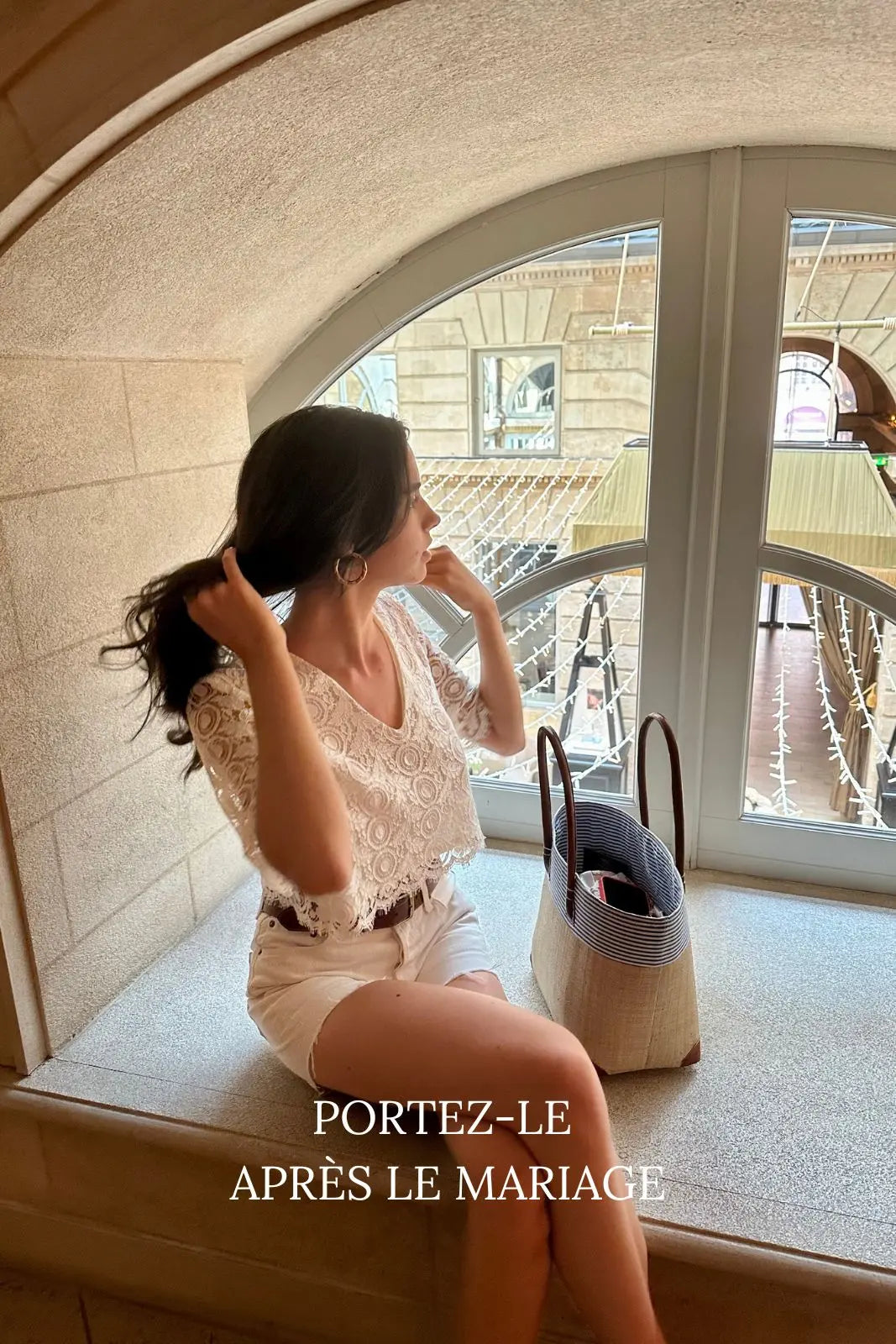 Reportez votre haut de mariage  