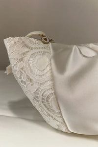 Trousse Beauté Ivoire Dentelle de Calais