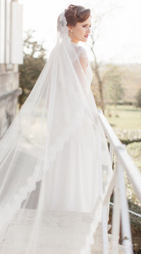 VOILE DE MARIÉE EN DENTELLE DE CALAIS Christelle Vasseur Couture