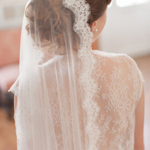 Wedding veil in Calais lace - Christelle Vasseur Couture