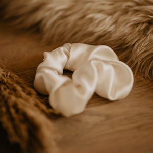 Silk scrunchie - Christelle Vasseur Couture